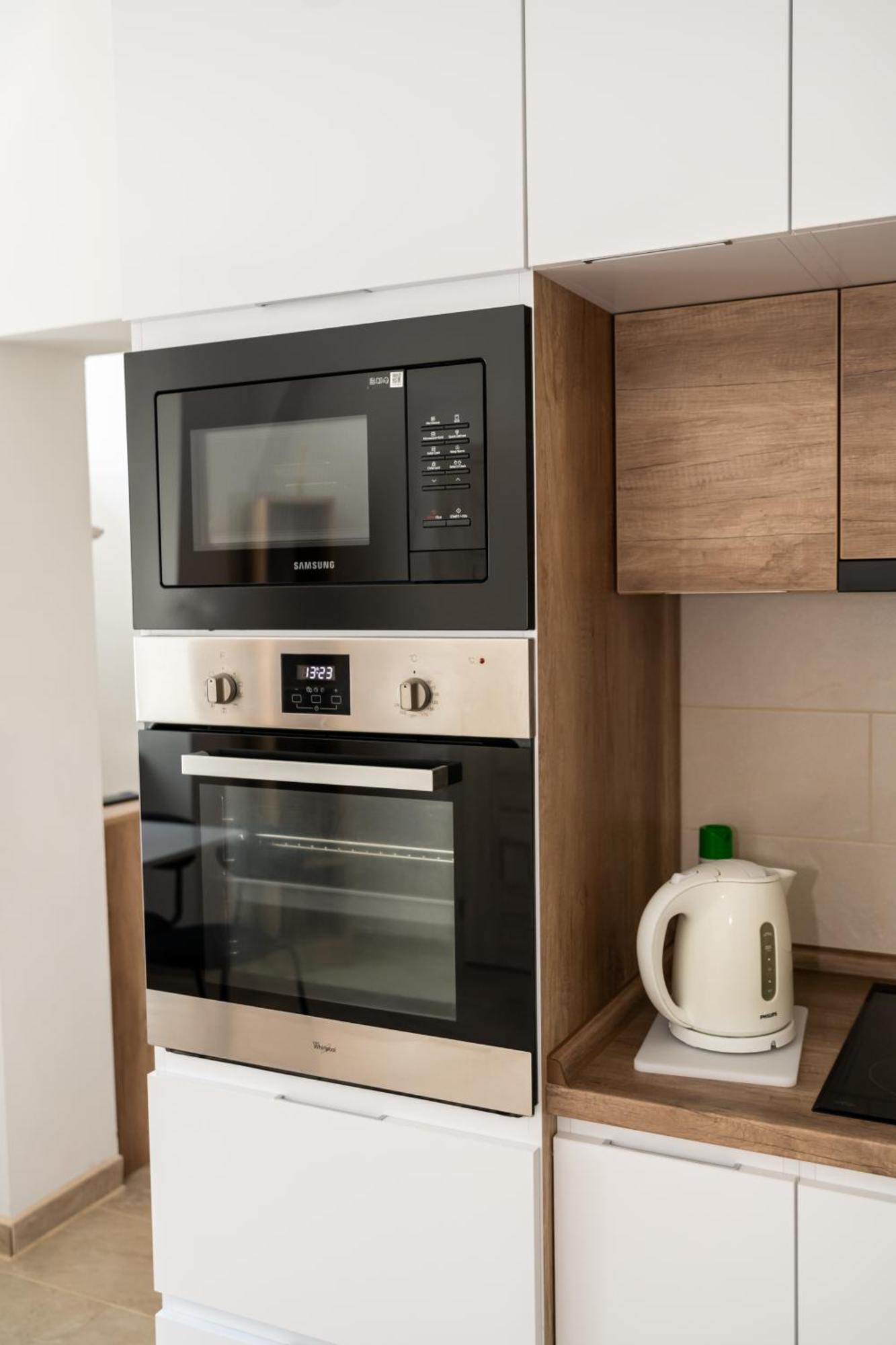 Winestone Corner Apartment デブレツェン エクステリア 写真