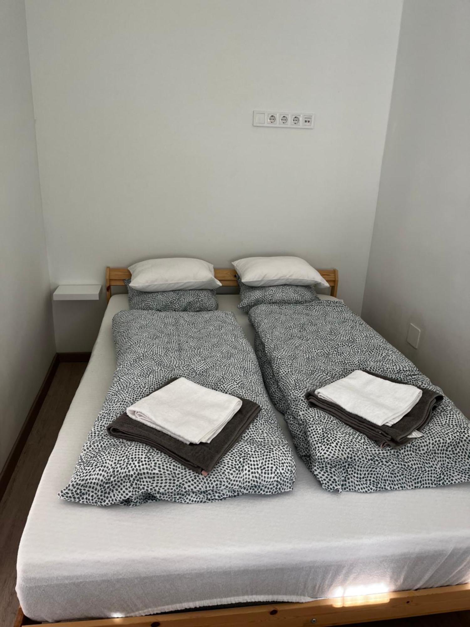 Winestone Corner Apartment デブレツェン エクステリア 写真